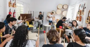Tomorrowland Brasil e a Tomorrowland Foundation com a Estrela Nova (divulgação)