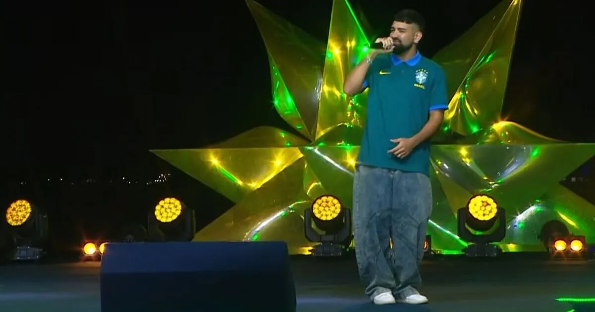 Dilsinho cantou versão de Skank na convocação do Brasil (Reprodução)