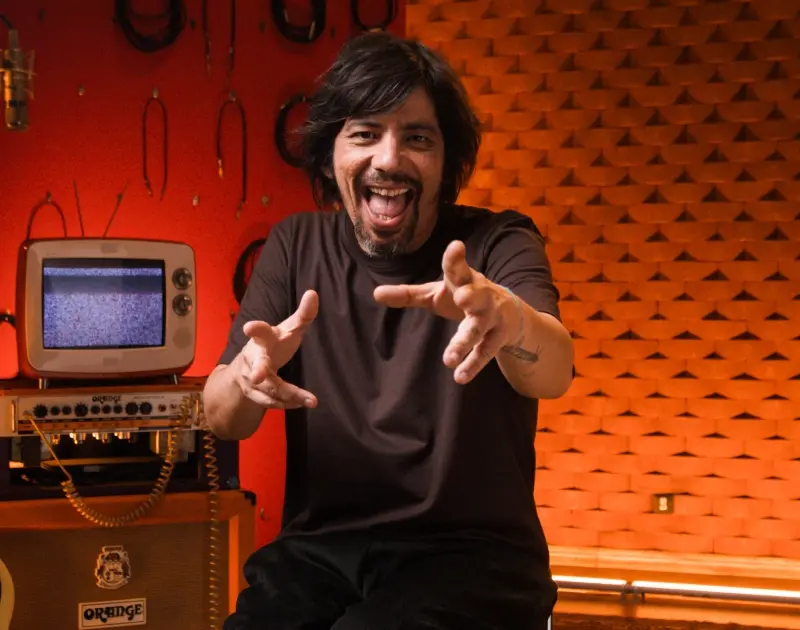 Conheça o ‘Caça Joia Clipes’, a nova resistência da música na TV