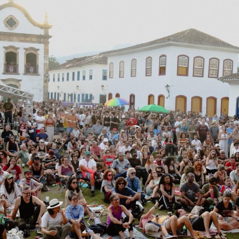 Entre cortejos e jazz: Bourbon Festival se despede deixando saudade em Paraty