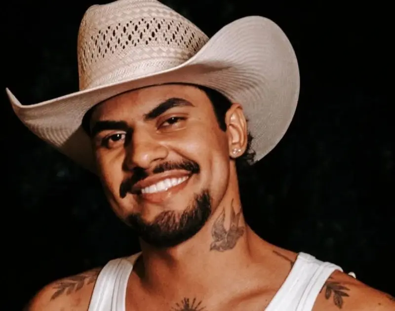 Conheça Jeninho, cantor de agrofunk bombando no Hot 100