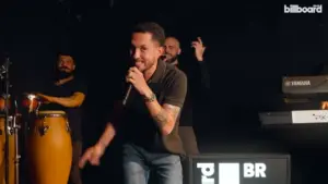 Grelo ao vivo na Billboard Brasil (Reprodução YouTube)