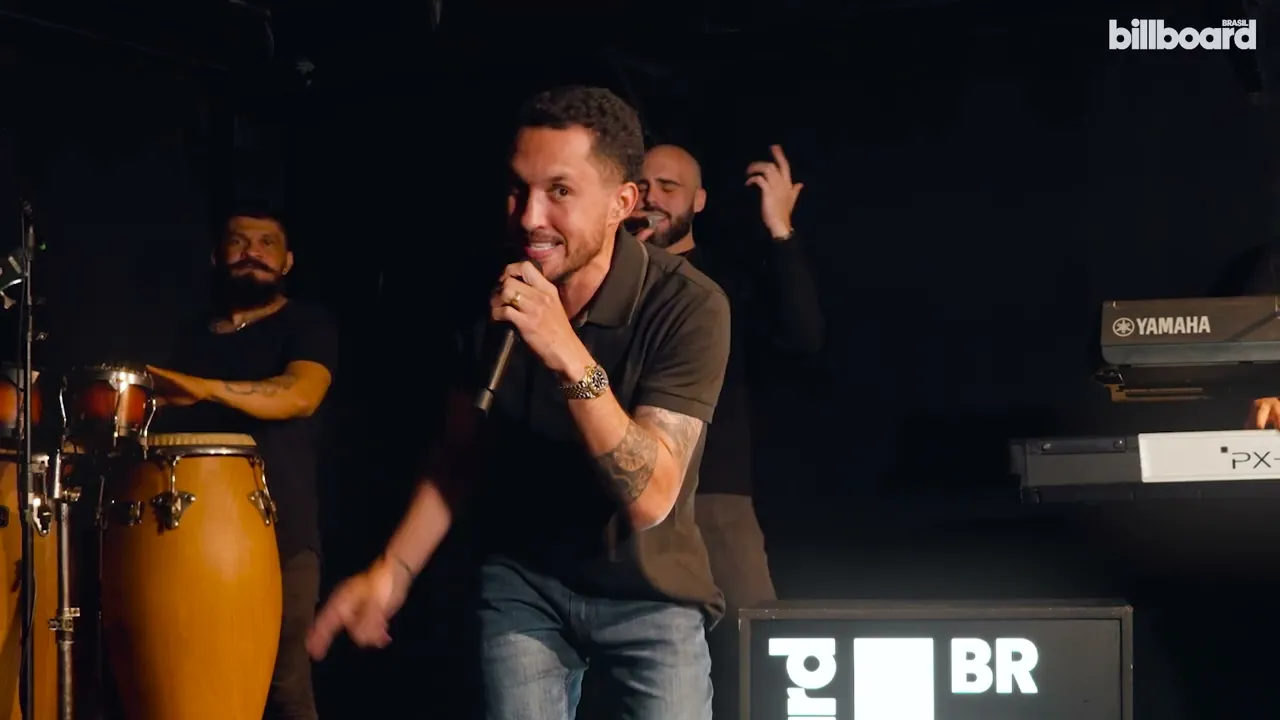 Grelo ao vivo na Billboard Brasil (Reprodução YouTube)