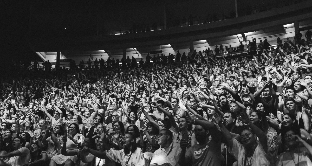 O público da Concha Acústica durante 'Afrossinfonicidade' (Lucas Leawry/Divulgação) 