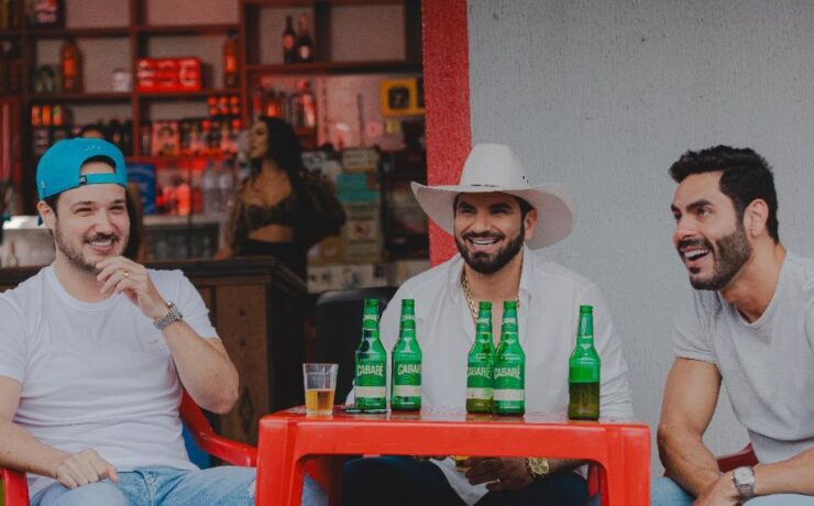 Os cantores Loubet, Israel e Rodolfo
