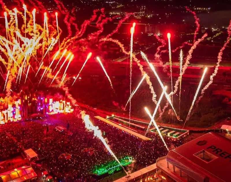 Entenda por que o público prefere os palcos gigantes no Só Track Boa 2026
