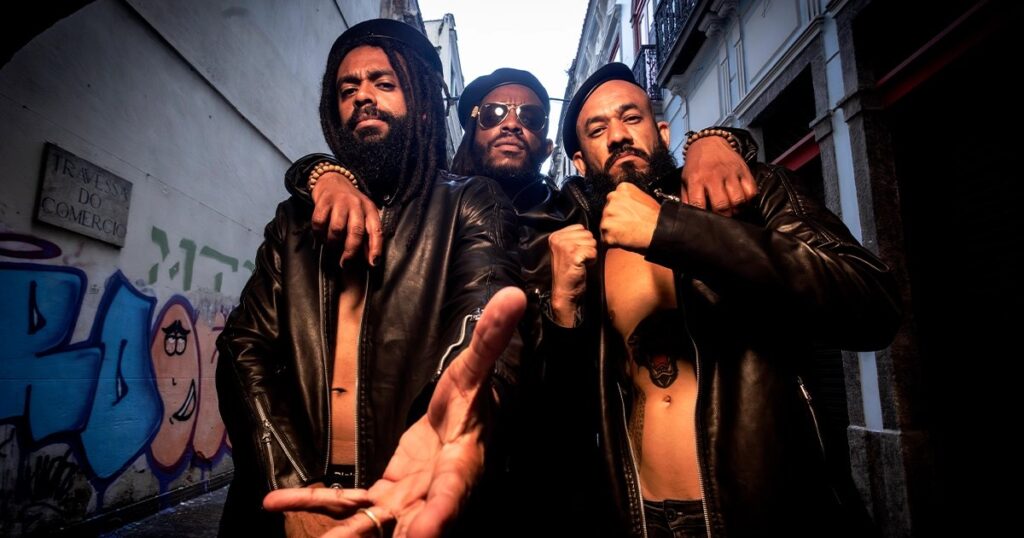Chaene da Gama, Charles da Gama e Rodrigo Pancho, o Black Pantera (Marcos Hermes)