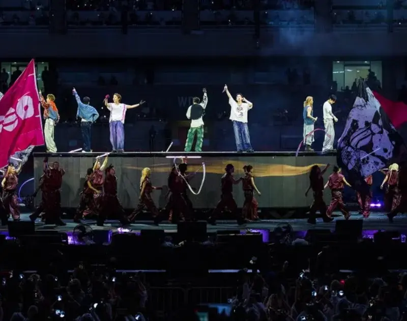 Protestos de fãs pressionam governo a liberar shows do BTS no Chile