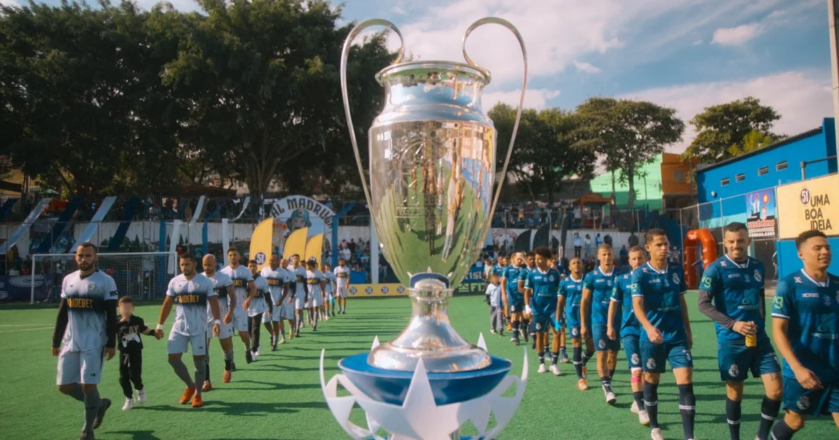 Cenas do documentário 'Várzea: Onde Nasce o Futebol' 