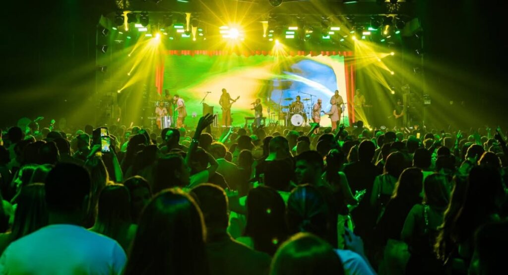 O palco do Village Superbet (Reprodução Instagram)