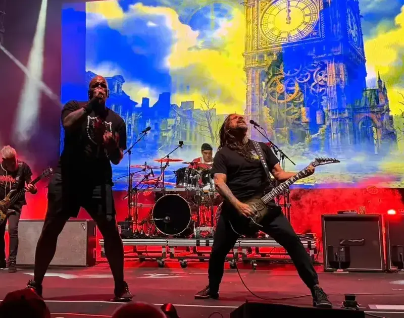 Sepultura faz último show em Portugal e rejeita melancolia