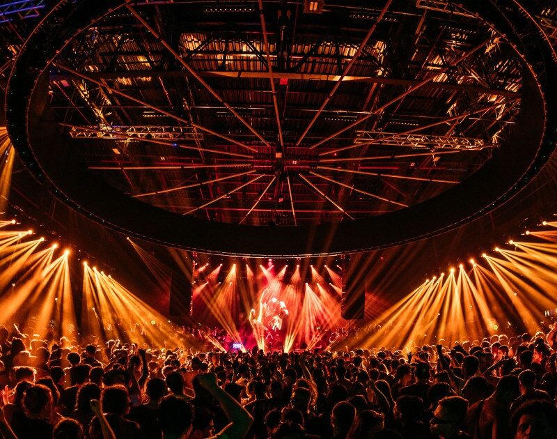 ERRORR celebra 5ª edição em SP com Stephan Bodzin e política sem celulares