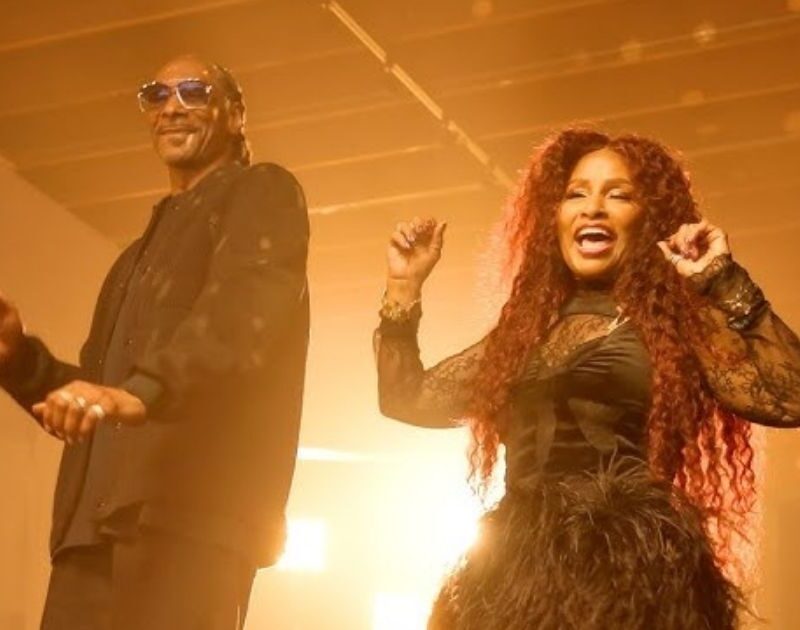 Chaka Khan lança single com Snoop Dogg e anuncia novo álbum