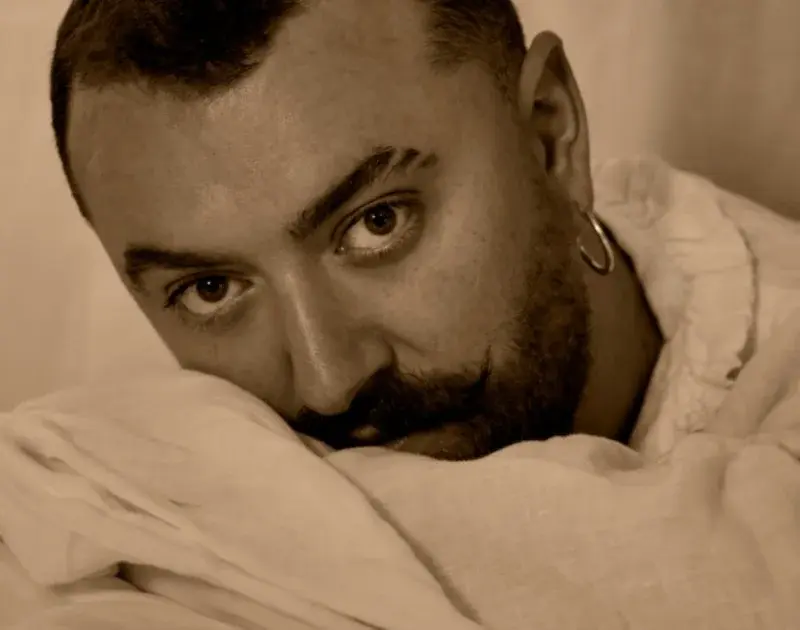 Sam Smith anuncia quinto álbum de estúdio, ‘Hazel Eyes’