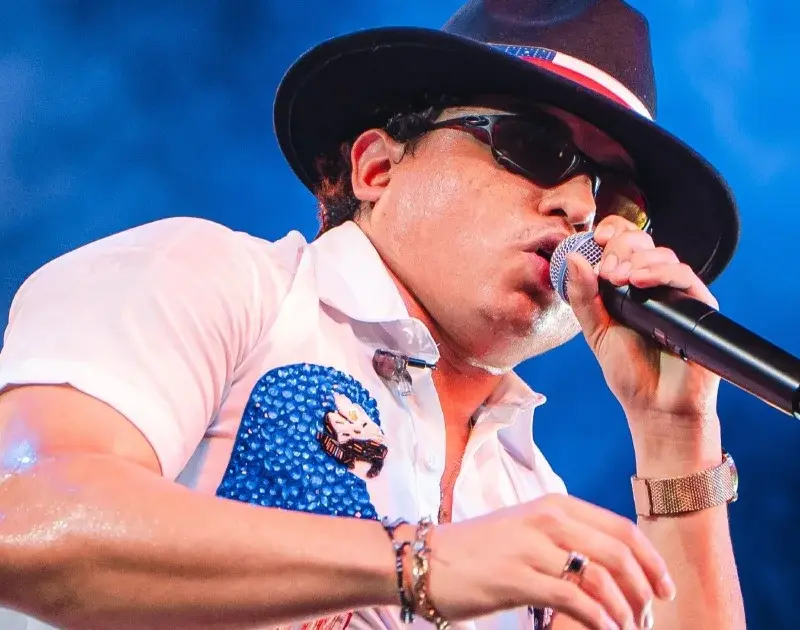 Filho do Piseiro elege clássico do brega como seu álbum favorito