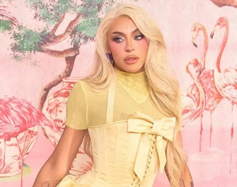 Pabllo Vittar revela trecho de faixa inédita em show nos Estados Unidos