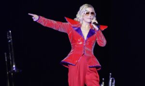 Paula Toller no show do Kid Abelha em São Paulo (Iwi Onodera/Brazil News)