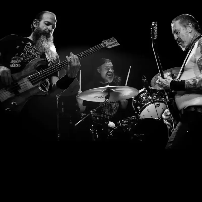 Pesado, lento e macabro: High on Fire traz som peculiar ao Brasil