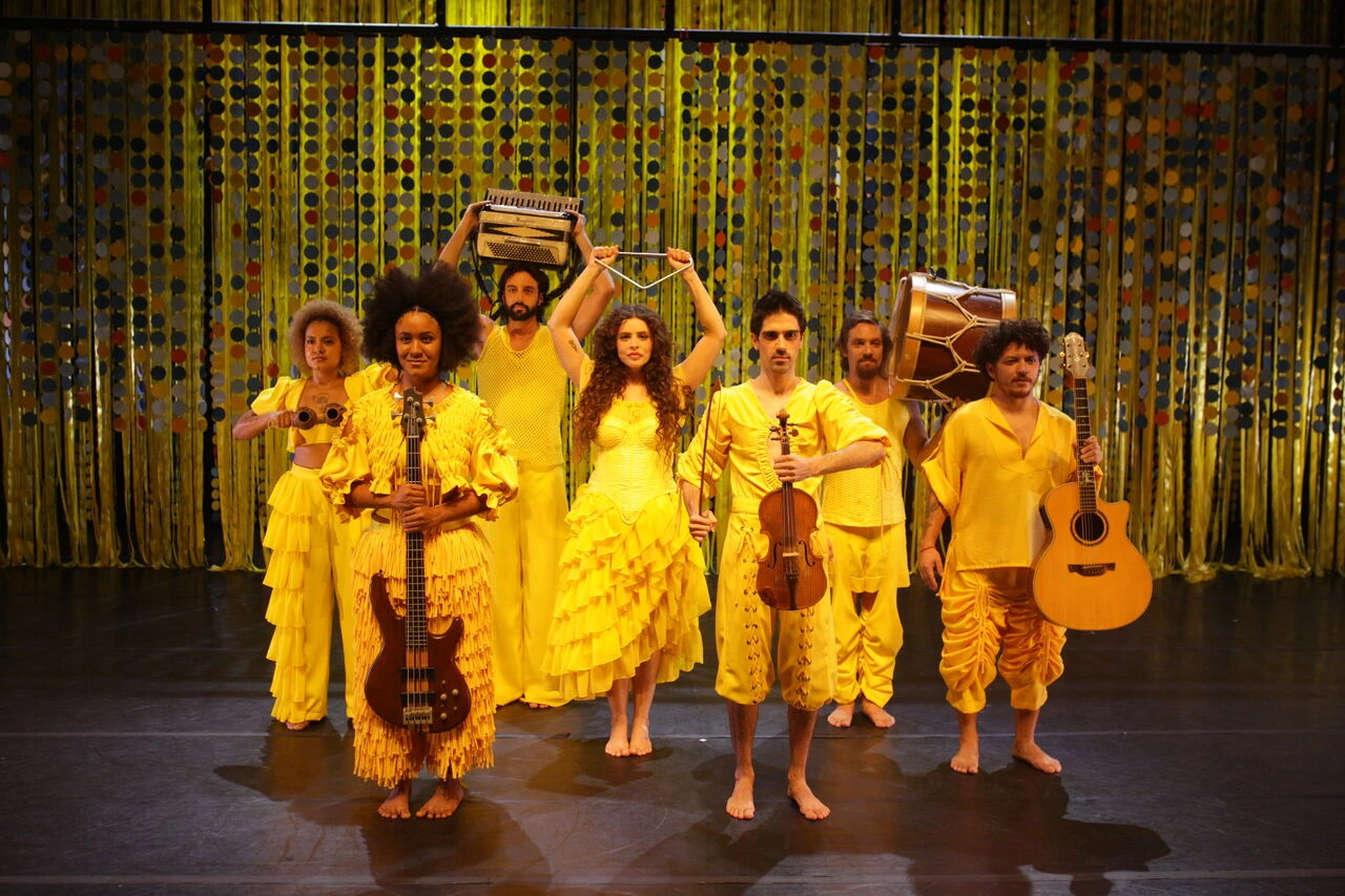 Alceu Valença completa 80 anos e ganha musical no Rio de Janeiro 2 Elenco de "Anunciação, o musical de Alceu Valença" (créditos Any Duarte)