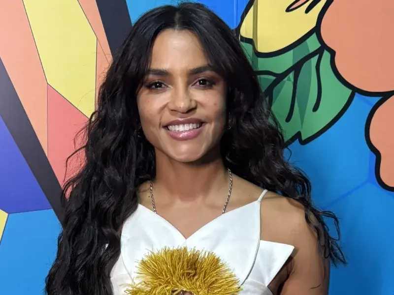 Da TV aos palcos: Lucy Alves revela segredo para conciliar novelas e música