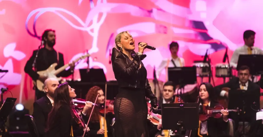 Orquesta de Ouro Preto e Duda Beat no Rio de Janeiro em 2025 (créditos Rapha Garcia)