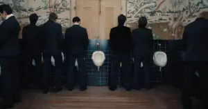 BTS usa banheiro público em teaser de “Normal” antes de show com Madonna (Reprodução)