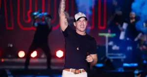 Ze Vaqueiro durante show em Goiania Divulgacao