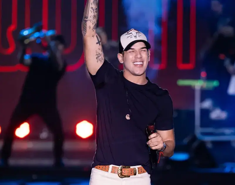 Zé Vaqueiro reúne nata do sertanejo com show da label ‘Muído do Original’