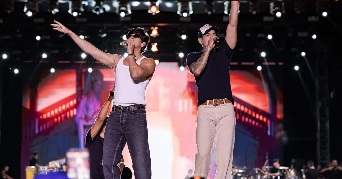 Zé Vaqueiro reúne nata do sertanejo com show da label ‘Muído do Original' 4 Zé Vaqueiro e Léo Foguete (Divulgação)