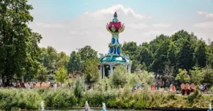 Favela Som Sistema se apresentou no palco Elixir no Tomorrowland (divulgação)