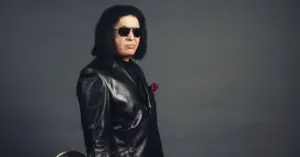Gene Simmons, do KISS, é o produtor do filme 'Águas Mortais' (reprodução Facebook)