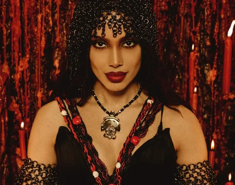 Anitta chora ao assistir ao filme de ‘EQUILIBRIVM II’ pela primeira vez