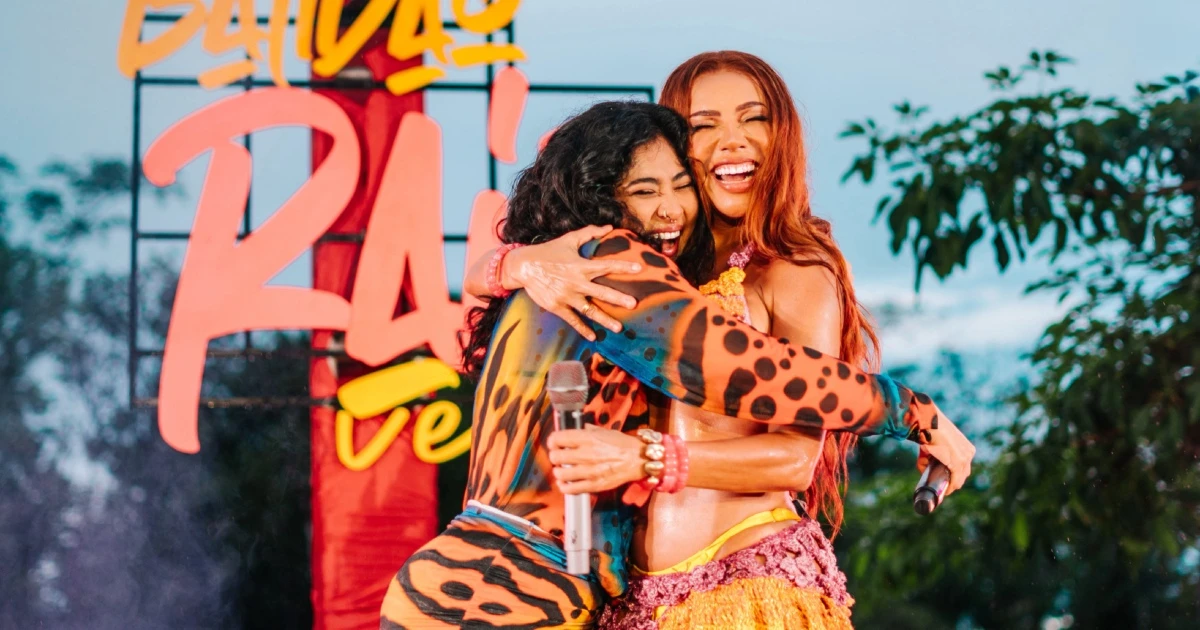 Zaynara e Viviane Batidão 