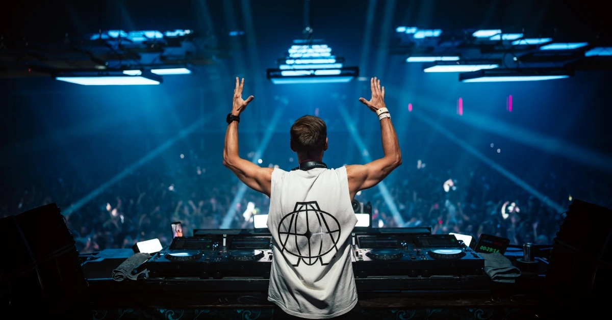Armin van Buuren no Tomorrowland 2026 (divulgação)