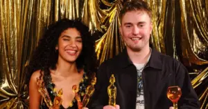 Olivia Dean e Sam Fender