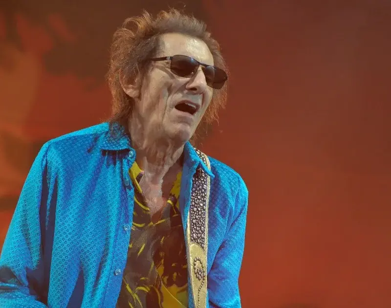 Ronnie Wood anuncia show solo em São Paulo com participação de Imelda May