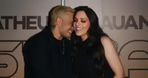 Kauan e sua esposa, Sarah
