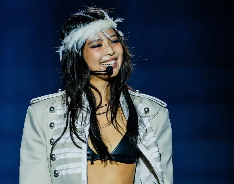 Jennie faz história como primeira solista de K-pop no Lollapalooza