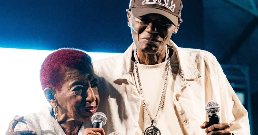 Leci Brandão e Rappin' Hood