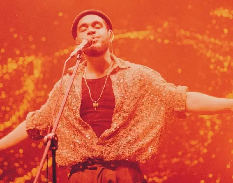 Fran Gil revela álbum solo e homenageia mãe em texto tocante