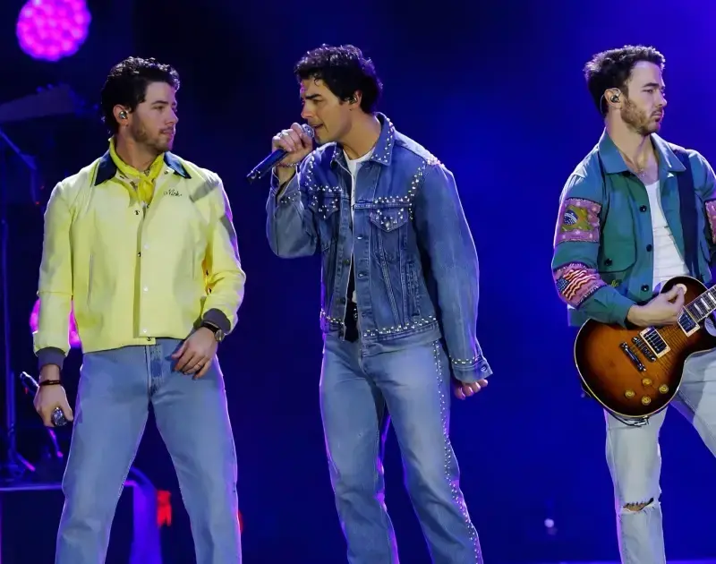 Jonas Brothers vão comandar Show do Intervalo da NFL na Austrália