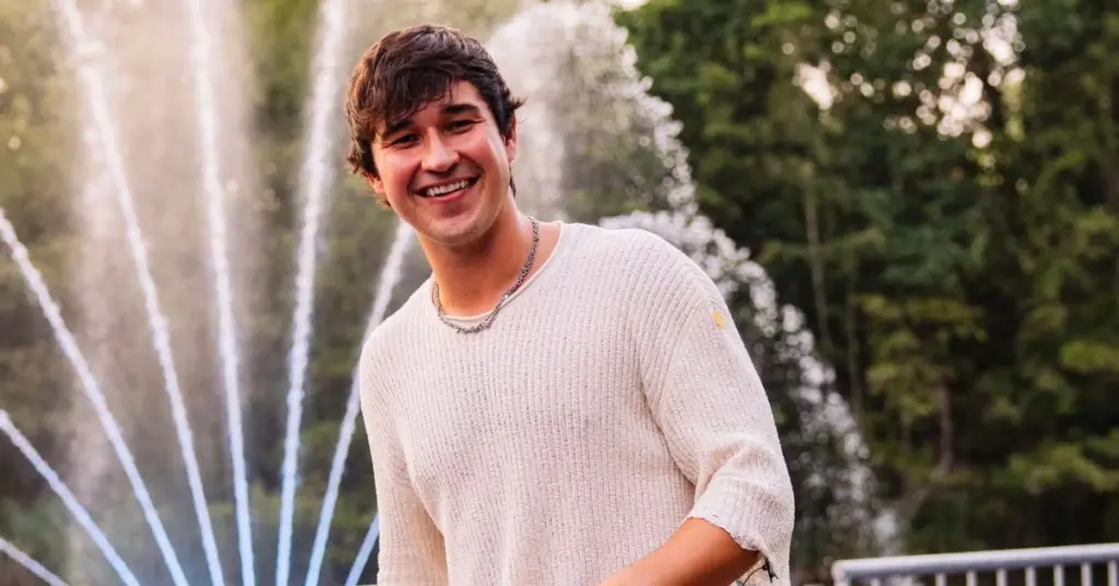 John Summit traz turnê do álbum 'CTRL ESCAPE' ao Brasil em setembro 1 John Summit (reprodução @itsjohnsummit)