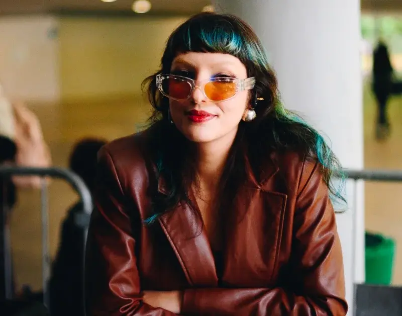 Jenni Mosello estreia o show do álbum ‘BRava’ no palco do SP2B