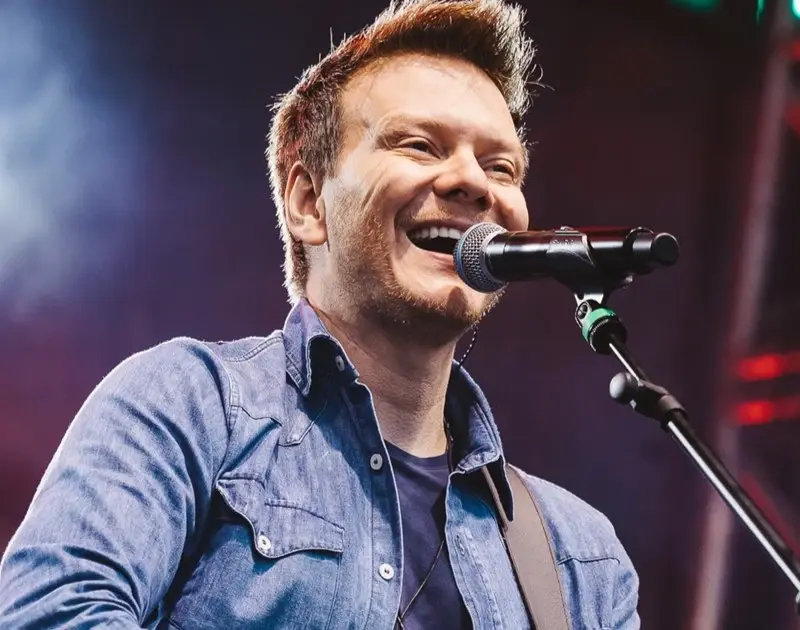 Festival Tempo Bom leva nostalgia do sertanejo a Curitiba; veja programação