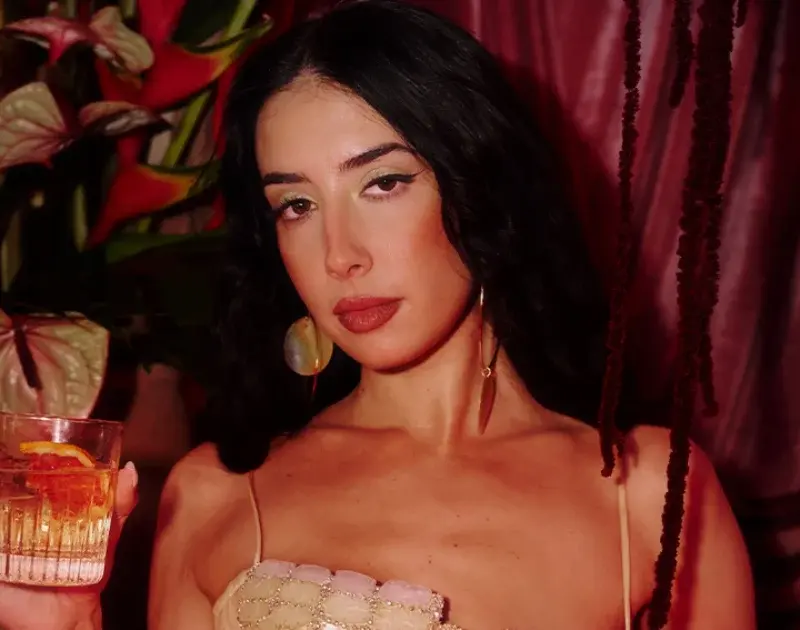 ‘ECLESIA’, de Naïka, é um álbum maduro sobre fé, identidade e pertencimento