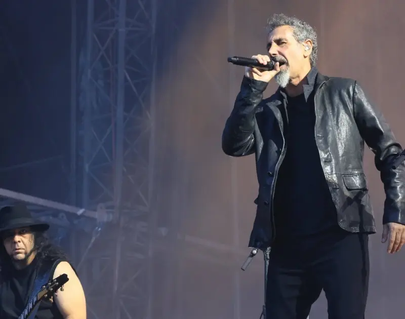 System Of A Down anuncia show único no Maracanã