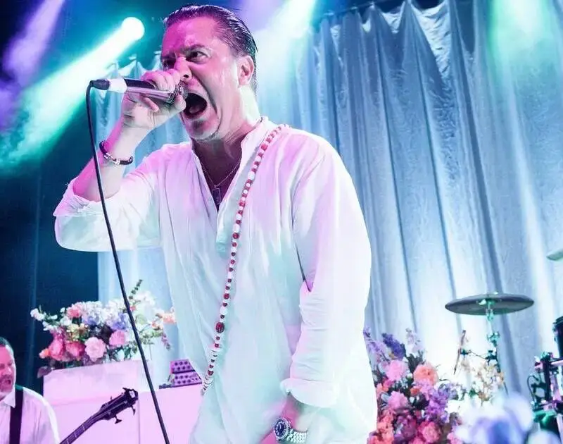 Faith No More volta ao Brasil: como foi a última turnê da banda