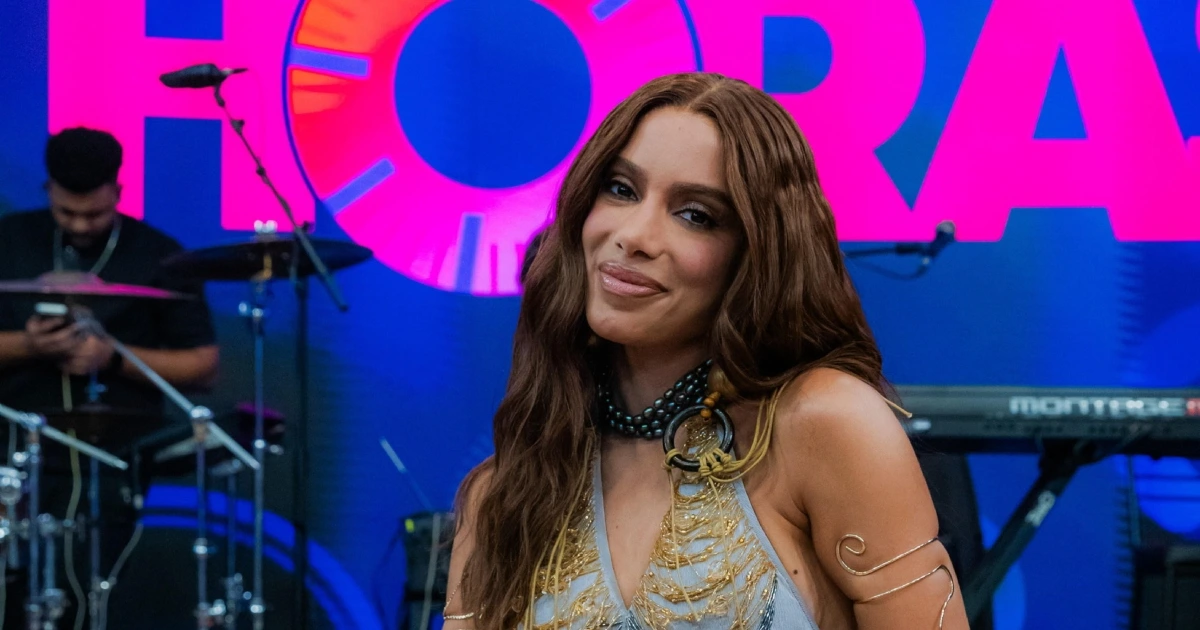 Anitta conseguiu se reencontrar com irmão mais velho com a ajuda da TV; entenda 2 Anitta
