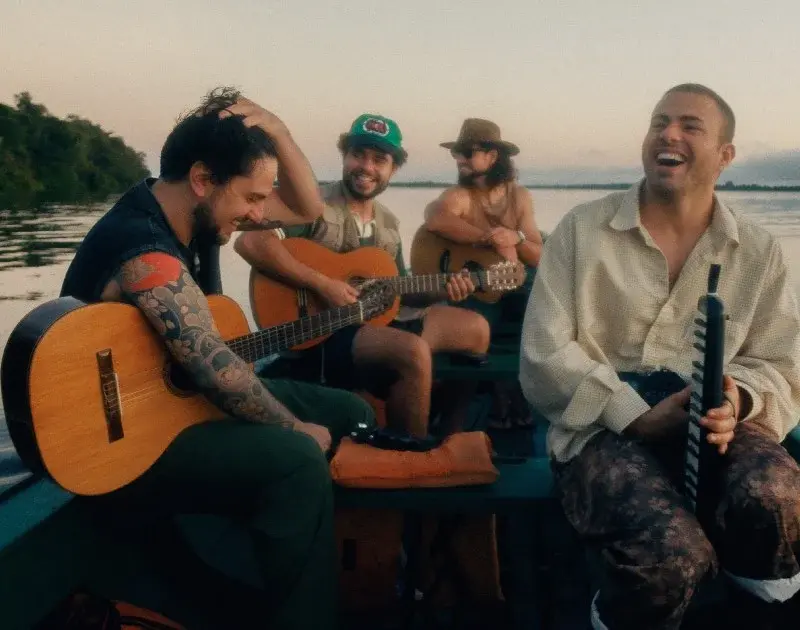 Lagum lança clipe de ‘Na Calada da Tarde’, gravado na Amazônia