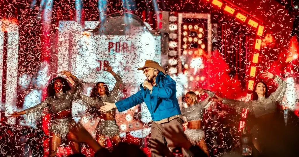 Saiba como foi a segunda noite da Festa do Peão de Barretos 3 Belo se apresenta no palco Amanhecer (RT Imagens)